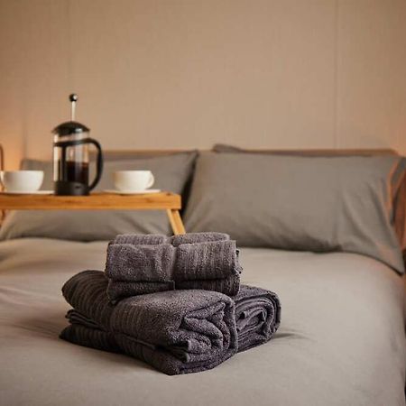 Nirvana Coastal Retreat Holiday Home Cayton Dış mekan fotoğraf