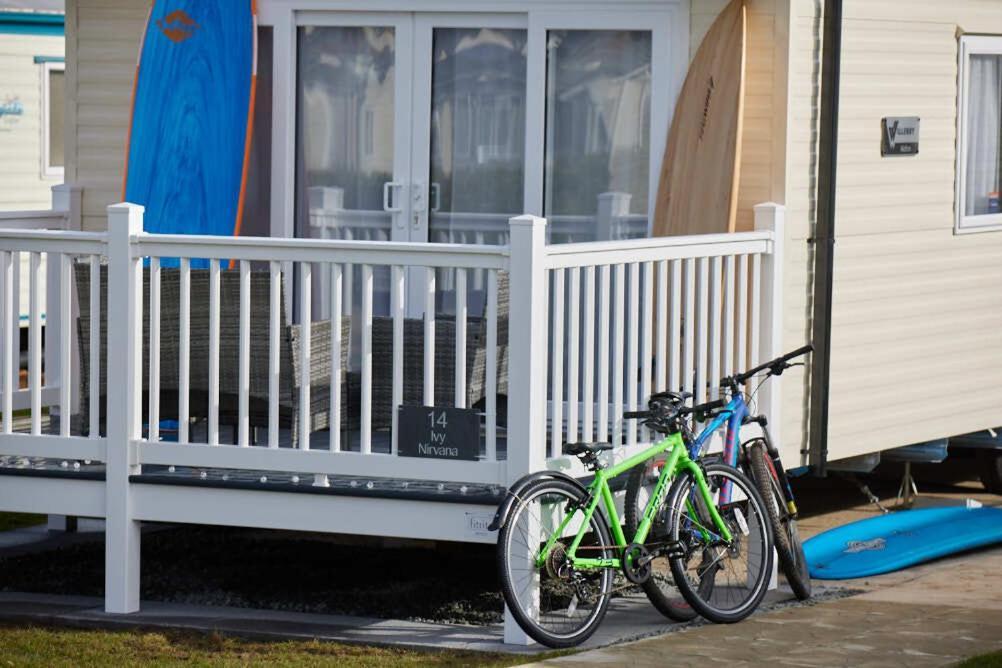Nirvana Coastal Retreat Holiday Home Cayton Dış mekan fotoğraf
